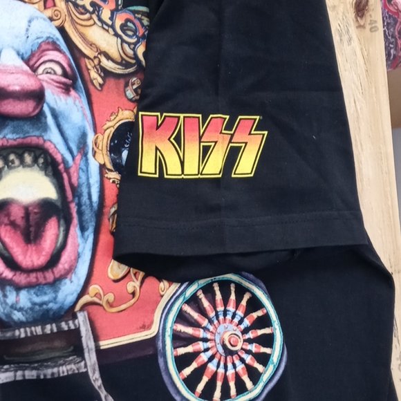 KISS tee. Cronies lable - Picture 3 of 3